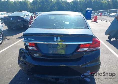 2015 Honda Civic Lx z USA, uszkodzony, nr VIN 19XFB2F53FE215472